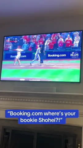 Where’s your bookie Shohei 😂🤣😂 #fyp #foryoupage #ringthebell🔔 #gophils🔔⚾️ 