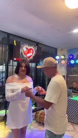 @👄valerialamasviral50🐻‍❄️🍭 gracias por el apoyo mi niña 