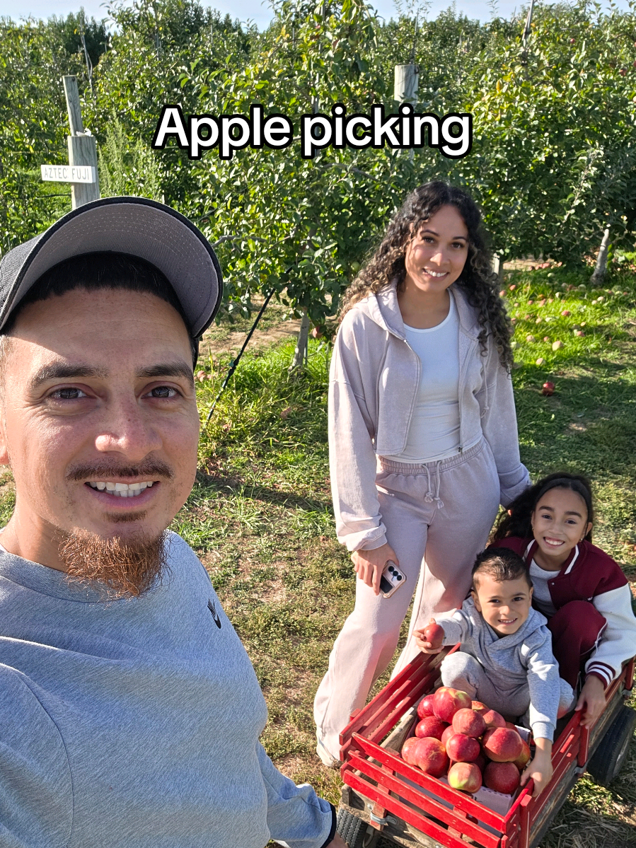 you guys need to add apple picking to your #fallactivities list!  #vlogtober #applepicking  #fallfun  #longisland 
