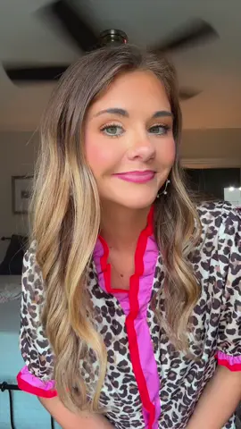 the cutest top for fall🤎💗❤️ 