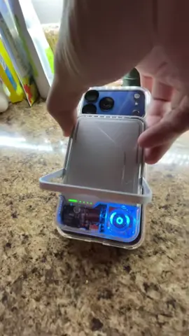 #icemag2 #powerbank #emergency #portablecharger #iphonecharger 