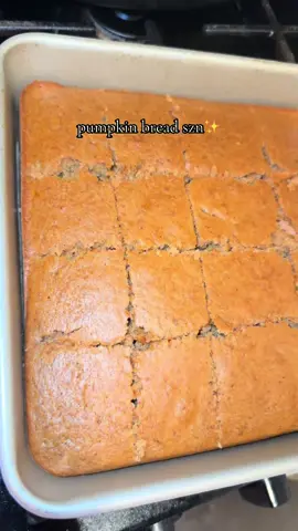 ily Pumpkin bread🥹🧡🎃🍞 #fyp #fall #baking #pumpkinbread 