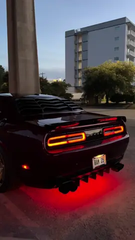 Nicee ahh🔥 #carsoftiktok #dodgechallenger #mopar #dodge #foryoupage 