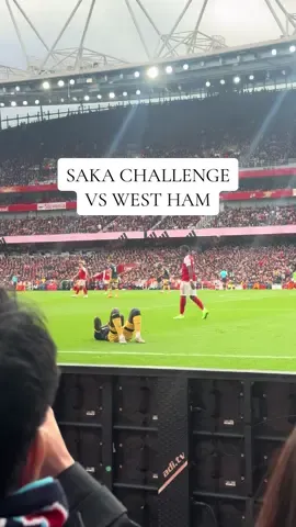Was this a foul on Diouf by Saka? - Arsenal vs West Ham #Arsenal #PremierLeague #Saka 
