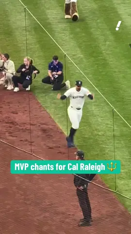 Chants ran all the way into Julio Rodríguez's intro 😅 #MLB #seattle #mariners #detroit #mlbpostseason 