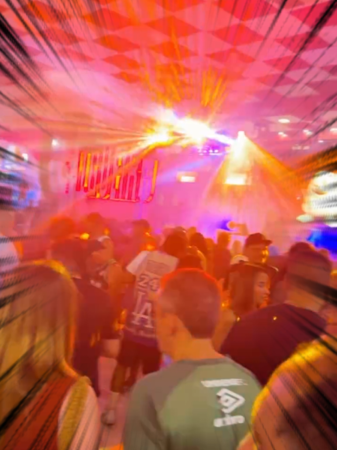 Bailes das Antigas  Castelo das Pedras #funk  #furacao2000 #funkantigo #LIVEIncentiveProgram #LIVERecognition 