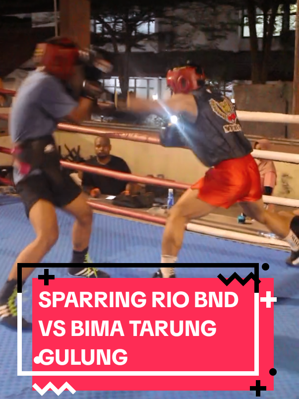 LATIHAN BERSAMA Boxing No Drama X Praja FC X Tarung Gulung. SPARRING RIO vs BIMA . . . . #warriorcombatclub  #sparring  #boxing  #madiun24jam  #ponorogo24jam 