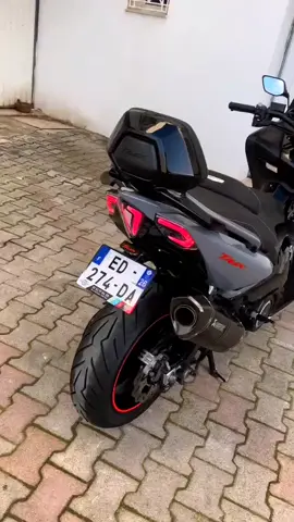 #شعب_الصيني_ماله_حل😂😂 #tmax530 #tmax #fypシ゚ 