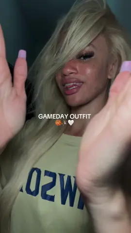 cute and simple today🎀 #overseasbasketballwife 