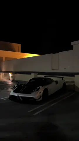 Pagani Huayra BBC 🤍 💙 #viral #supercars #trending #fyp #abcxyz 