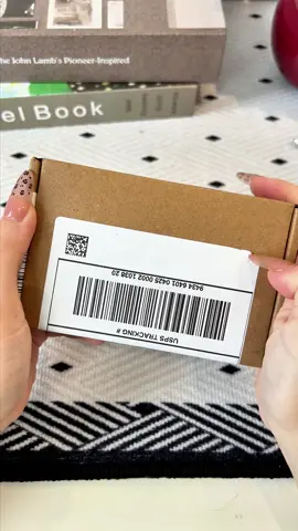 Start protecting your personal information today! The Privacy Protection Security Roller Stamp is compact, portable, and perfect for parcels and documents.#PersonalPrivacy#DataProtection #EverydayEssential #SafeAndSecure #WorkTools -myp