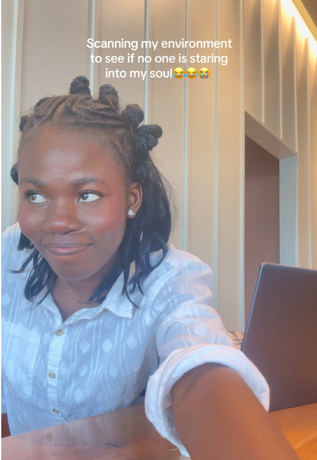 Life of a content creator😂😂😭 but I love it🥰🥰 #lifeofacontentcreator #creatorstruggles #relatable #humor #behindthescenes 