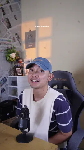 semakin akrab pertemanan, semakin banyak kode kodean