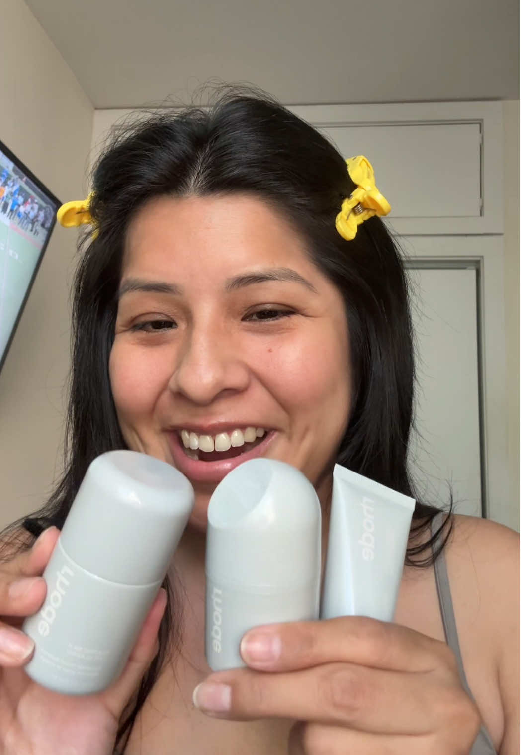 @rhode skin gets used on my special days or makeup days 😂 Telk me I’m not the only one who does this! #rhodeskin #rhodeskincare #makeupprep #skinprepformakeup #SkincareSecrets 