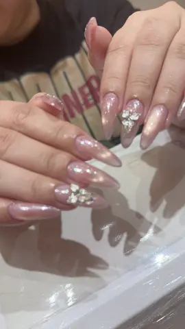 Dao nay flop qua 🥹 🔗106 Lê Bình, F4, Q Tân Bình Luôn bảo hành nail trong vòng 7 ngày  #nail #viraltiktok #tiemnailtanbinh #xuhuong #fyp 