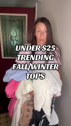 Fall outfit ideas #outfitinspo #cozyfalloutfits #comfyoutfit #sweaters #affordablefashion 