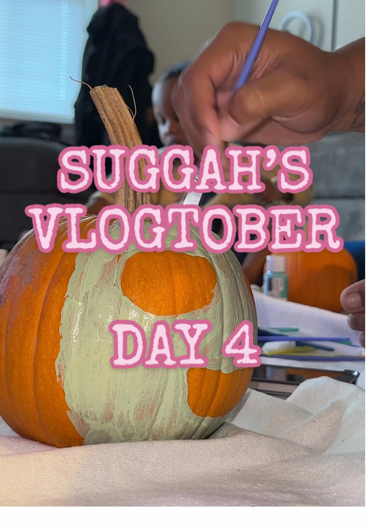 Suggah’s Vlogtober Day 4: lets paint pumpkins 🎃 #vlogtober #suggahsvlogtober #suggahna #pumpkin #activityforkids  @chai 🫦 