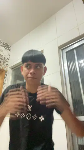 Essa é na minha rlk👆🏻🙄👆🏻