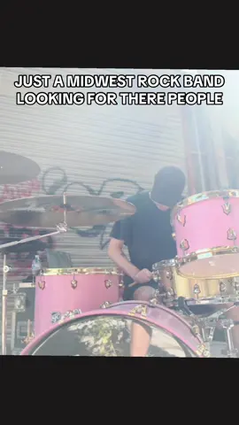 MIDWEST TIK TOK PEEPS. WHERE YOU @? 