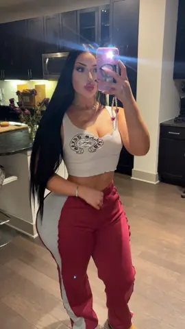 #sweatpantsoutfit #fypシ #fyp 