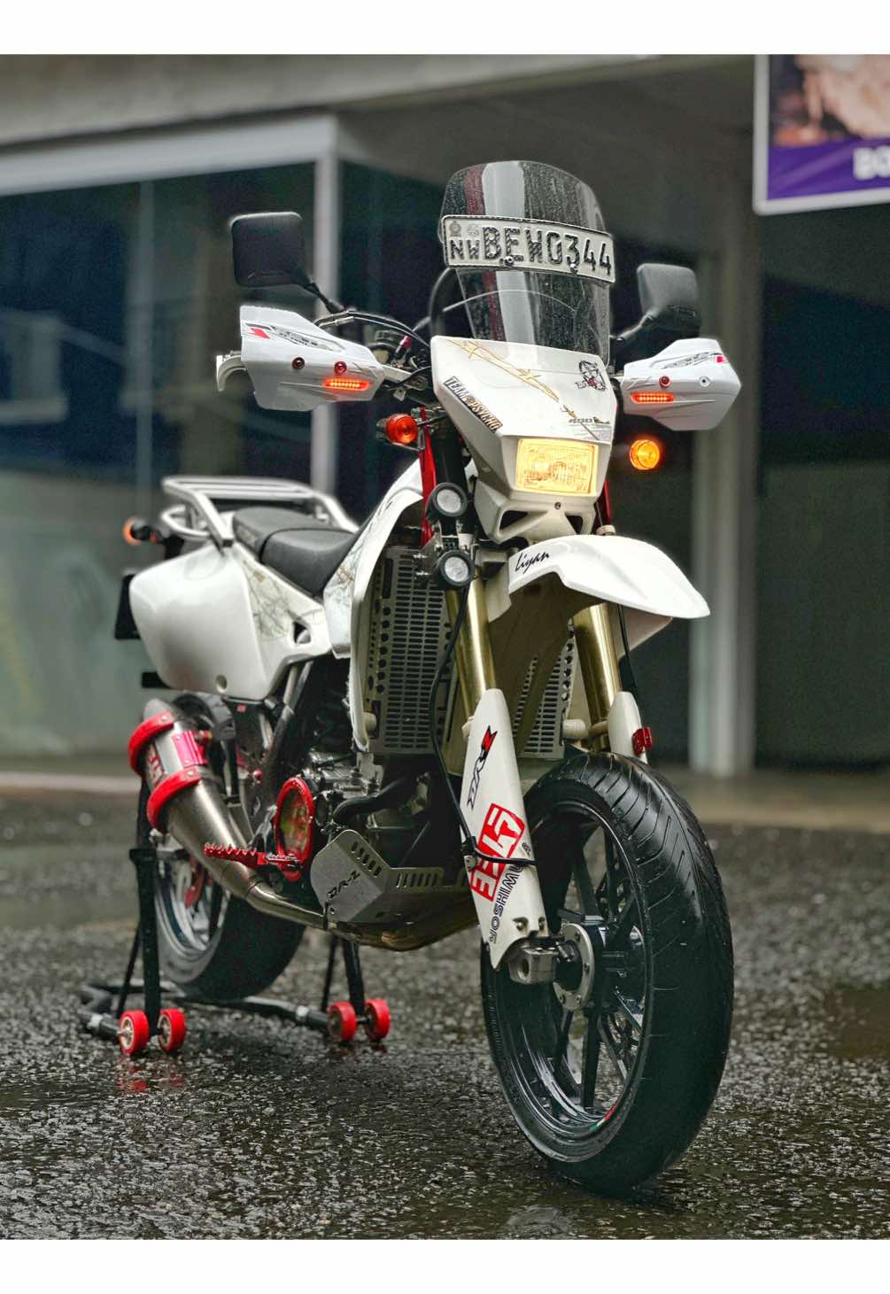 යුශා 😂🙈 #mr_rosh95💫 #drz400sm #viral #biketok #suzuki 