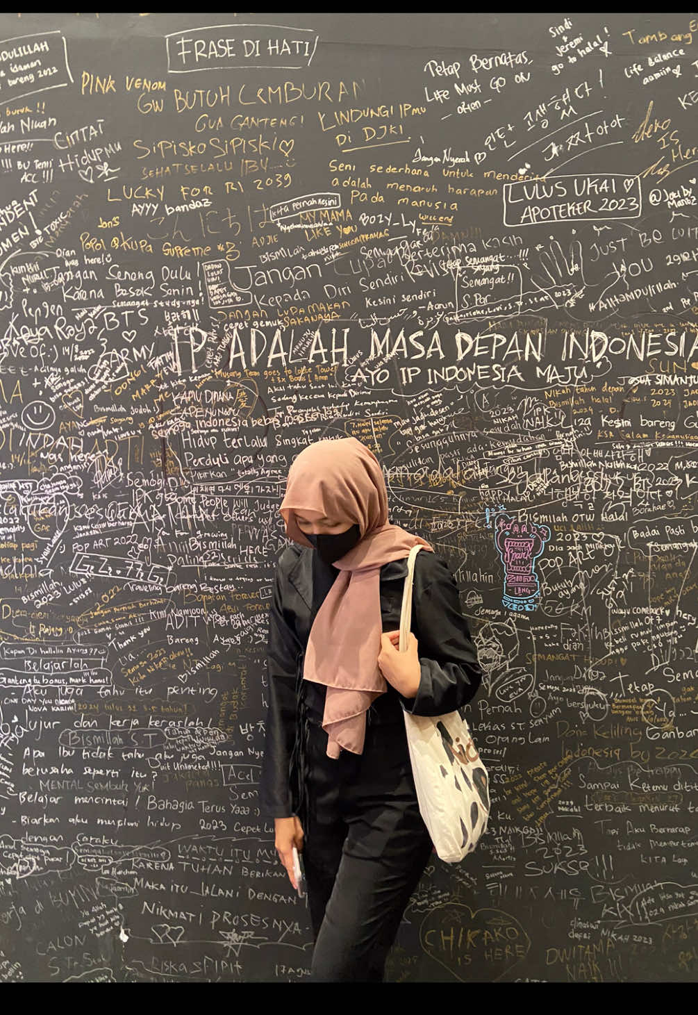 zaman covid bgt ahaha #outfitideas #fyppppppppppppppppppppppp #outfitcheck #viral #viraltiktok 