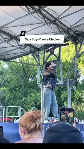 Thank you @KEVIN WOO 케빈 ケビン for coming to St. Louis! You put on an amazing concert and the Saja Boys medley was perfect! Happy Fans, Happy Honmoon! ✨☺️#kevinwoo #kpopdemonhunters #sajaboys #kpopfyp #mysterysaja 