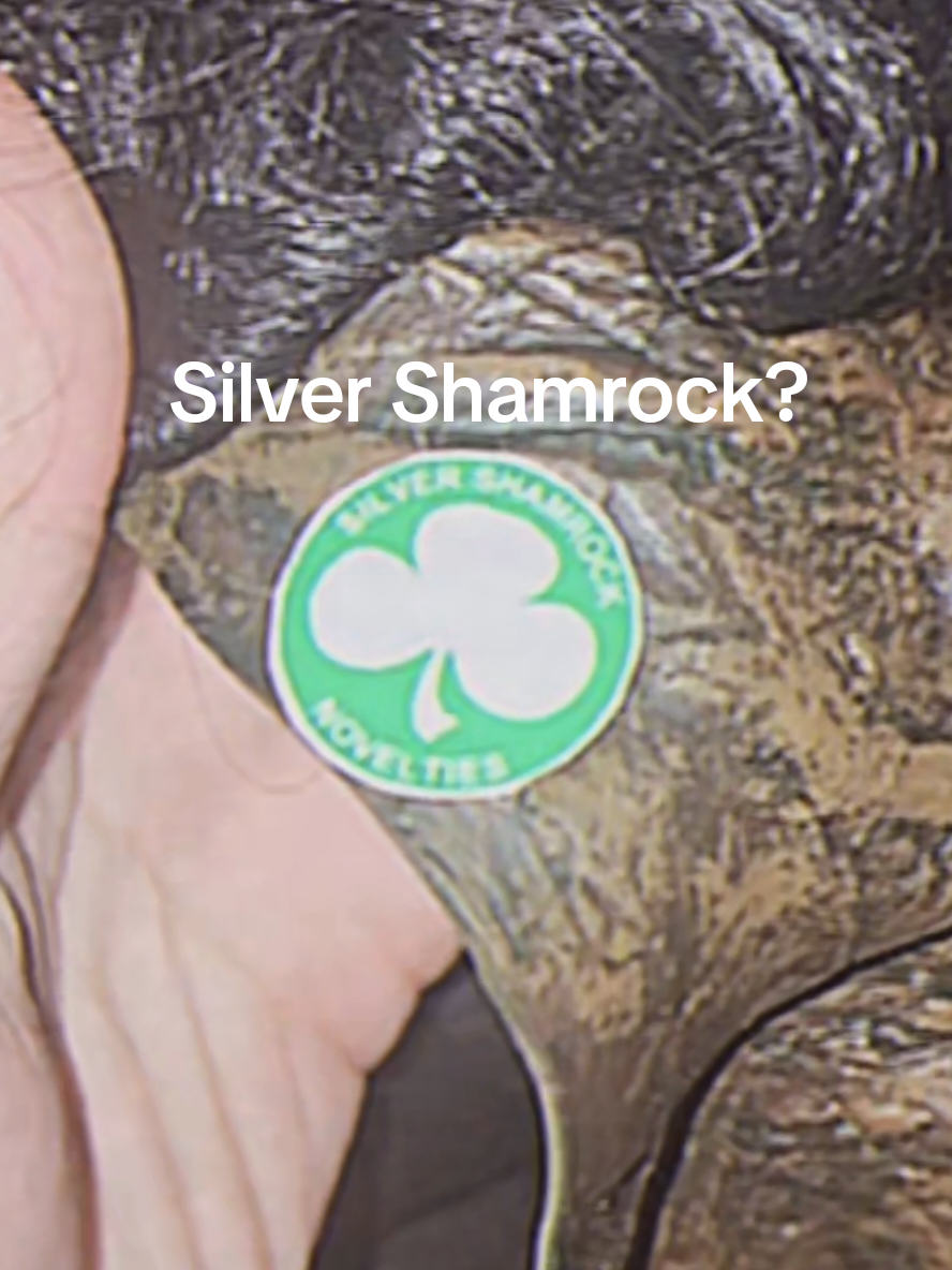 happy happy halloween #halloween #silvershamrock #halloween3 #horrortok #spookyseason 