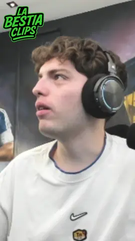 no busquen furry love 💀 #davooxeneize #davo #lacobra #manunited #mernuel 