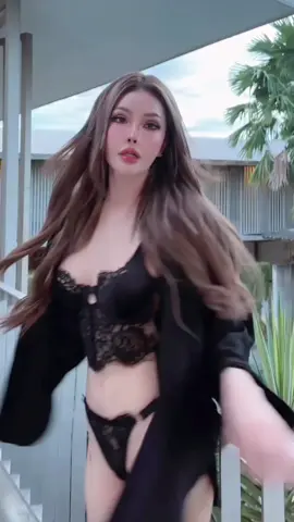 Sản phẩm này dễ vỡ.. Vui lòng nâng niu & iu thương 😆😆😆 🇻🇳🇻🇳🇻🇳🇻🇳🇻🇳🇻🇳🇻🇳🇻🇳🇻🇳 ❤️❤️❤️❤️❤️❤️❤️❤️❤️ #khamphatrungquoc86 #minhanhnoiy #tramynoiy #tiktok #gaixinh     