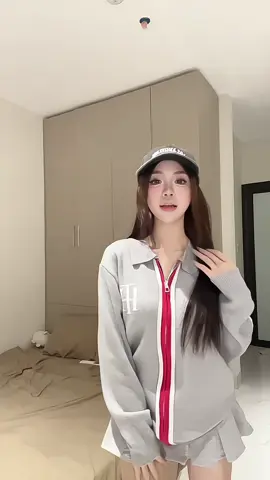 Quyết kh giảm độ hot em áo này #htique #viral #aolen 
