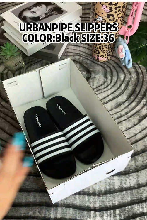 URBAN PIPE slippers, perfect for everyday suotin!#SundayFunday #slippersforwomen #slippersformen #urbanpipe #slippers