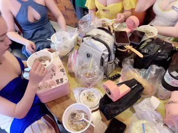 Chiều nay ăn bác cháo lòng E ăn hết cháo để lòng thương a #nhahanghanhuyen #2hobieuchanh #phuong11 #quanphunhuan #nhahangphunhuan 