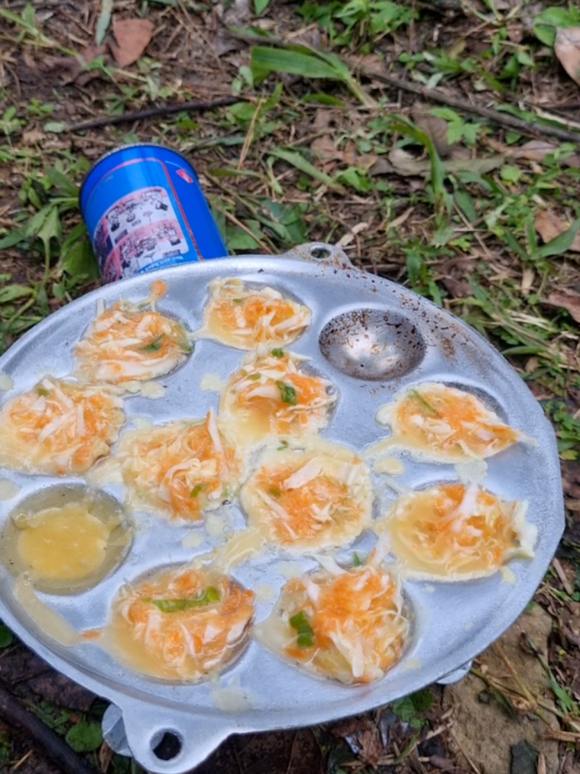 Masak endog.. maaf nyungkil nya belom pro..🤣🤣 #masak #telor #alam #fyp #sebatasperjalananpribadi 