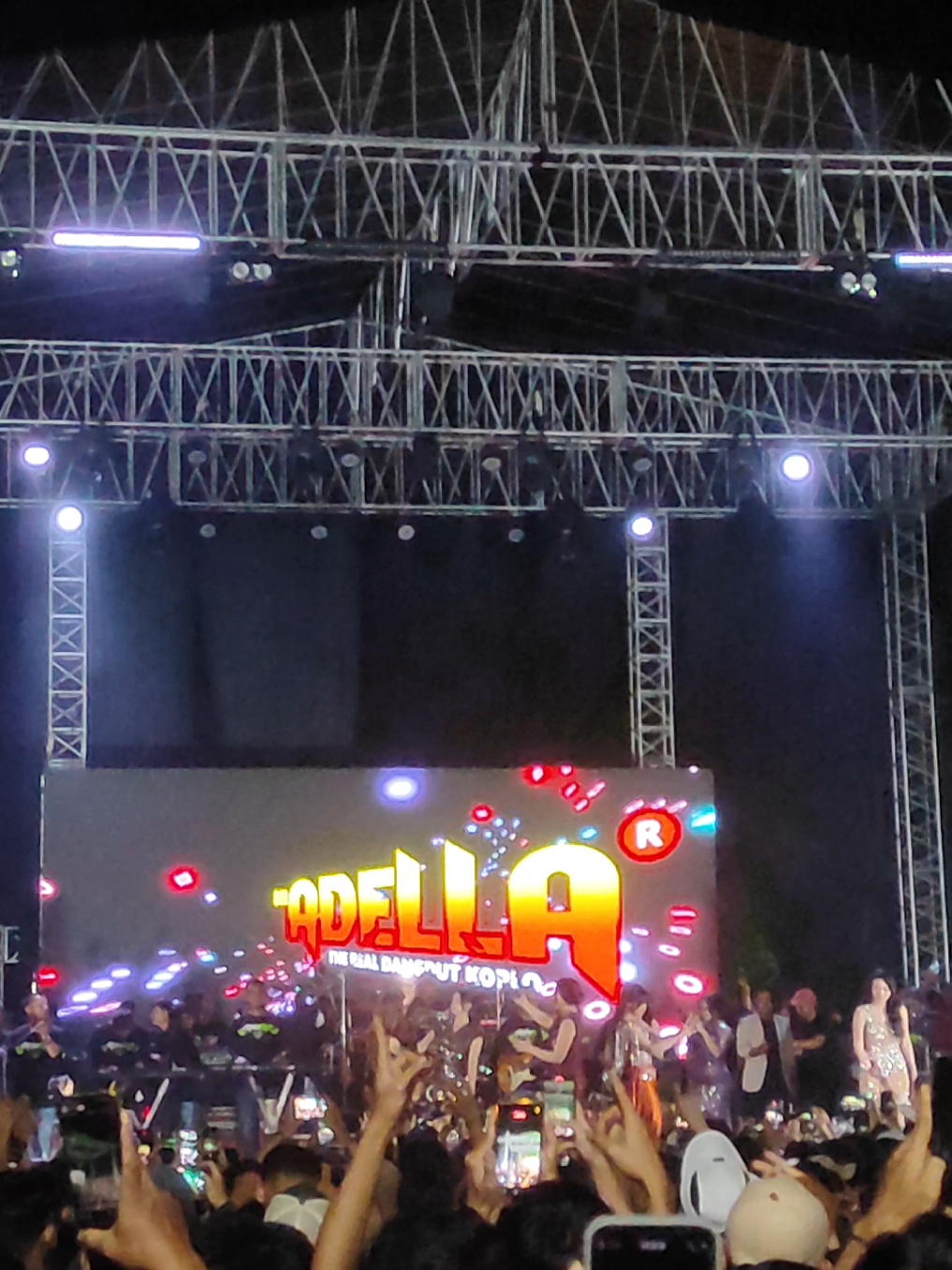 adella live cikarang #adella #omadella #cantikanuswantoro #difarinaindra #cikarang 
