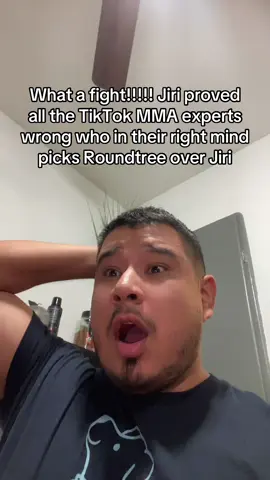 Jiri is such an orthodox fighter, what a fight, one of the best rounds in MMA this year. #ufc320 #UFC #ufc_mma_sport #ufcedit #ufcrussia 