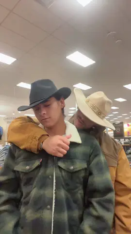 @carter.connelly0310#brokebackmoutain #funny #viral 