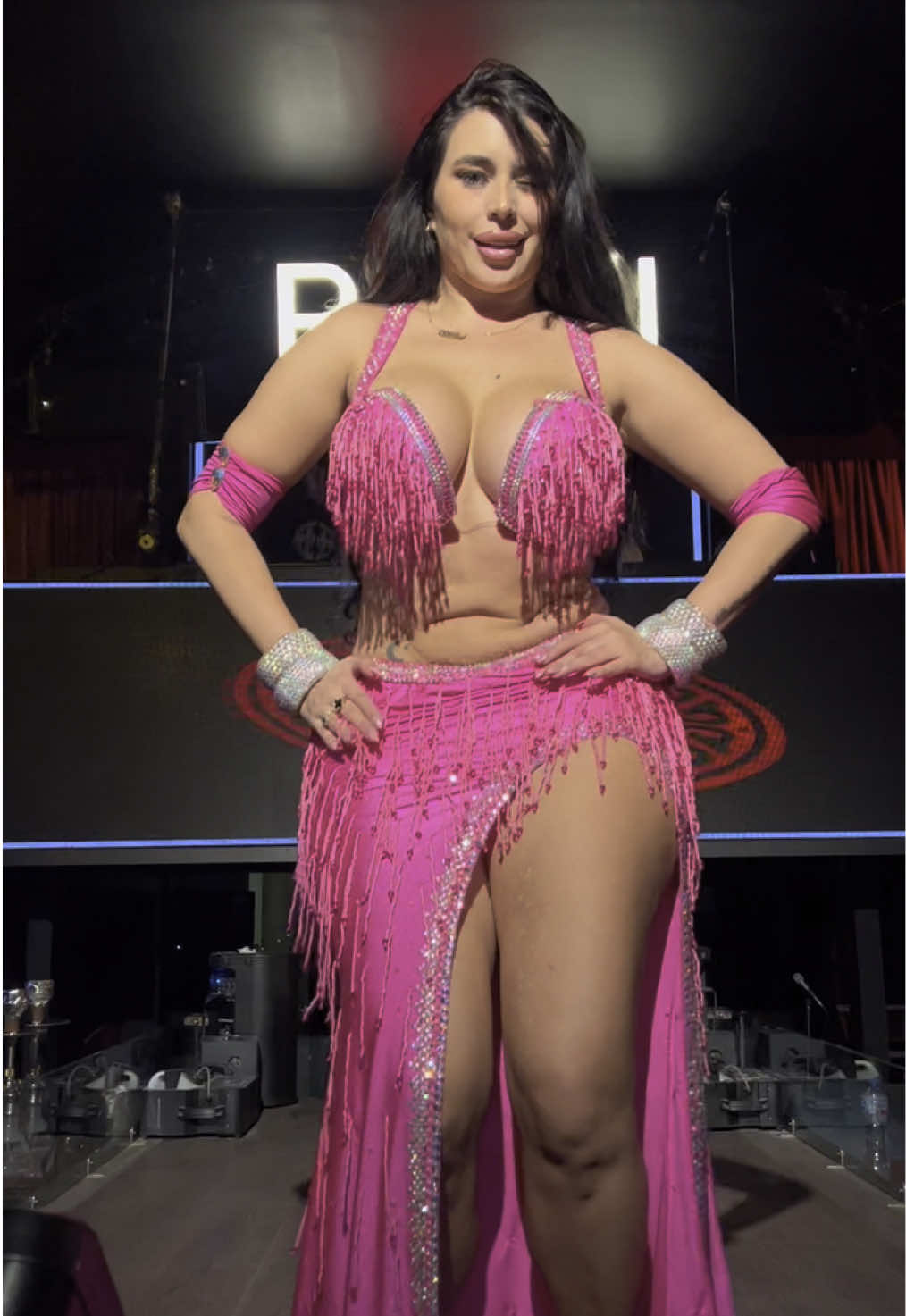 The stage was hers  @Nashwa Masmu 🔥#rovi #نايت_لايف #روفي #dance 