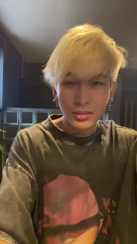 คนมากมายทำไมสวยอย่างงี้ 