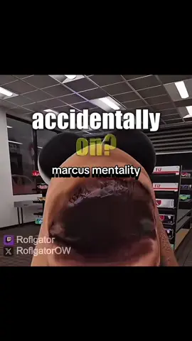 Robert …south carolina is gone ….. this worm inveded my fyp for real😂#marcus #worm #funny #game #robert 