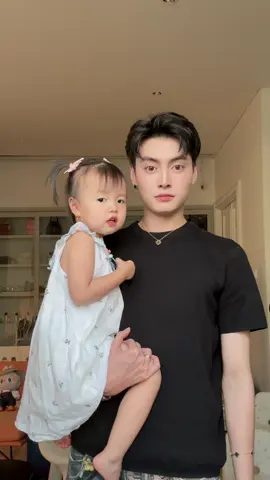 Trường nào nhận dạy cả thứ bảy chủ nhật liên hệ em ^^ 😎