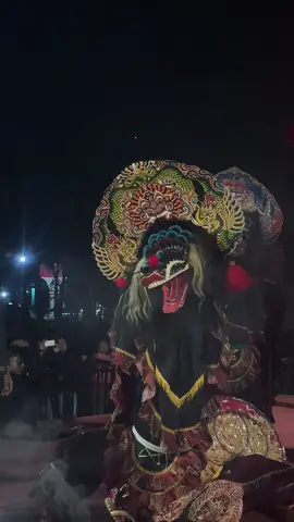 kudu kuat💪🏻#wongearyobudoyo1279 #jaranantiktok #barongan #storyjaranan #CapCut @WONGE ARYO BUDOYO 