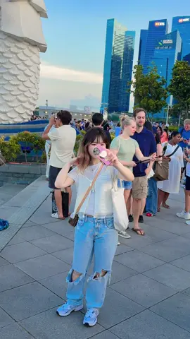 🌆✨ Welcome to Singapore! Explore the most beautiful places in this amazing city — from Marina Bay Sands to Gardens by the Bay, Sentosa Island, and more! 🇸🇬✨ Discover why Singapore is one of the most beautiful and modern cities in the world 🌍💖 🎥 Follow for more travel spots & city vibes! #SingaporeTour #VisitSingapore #SingaporeCity #TravelVibes #ExploreSingapore   