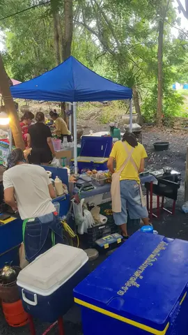 ตลาดตั้งใหม่ ณ โคกหนองนา วัดมงคลชัยพัฒนา อ.เฉลิมพระเกียรติ จ.สระบุรี จะมาจากกรุงเทพฯอยุธยาสระบุรีลพบุรี มาได้หมดจ้า กำลังคึกคักเลยจ้าตลาดเรา #ตลาดตั้งใหม่ #เที่ยวสระบุรี #ตลาดชุมชน