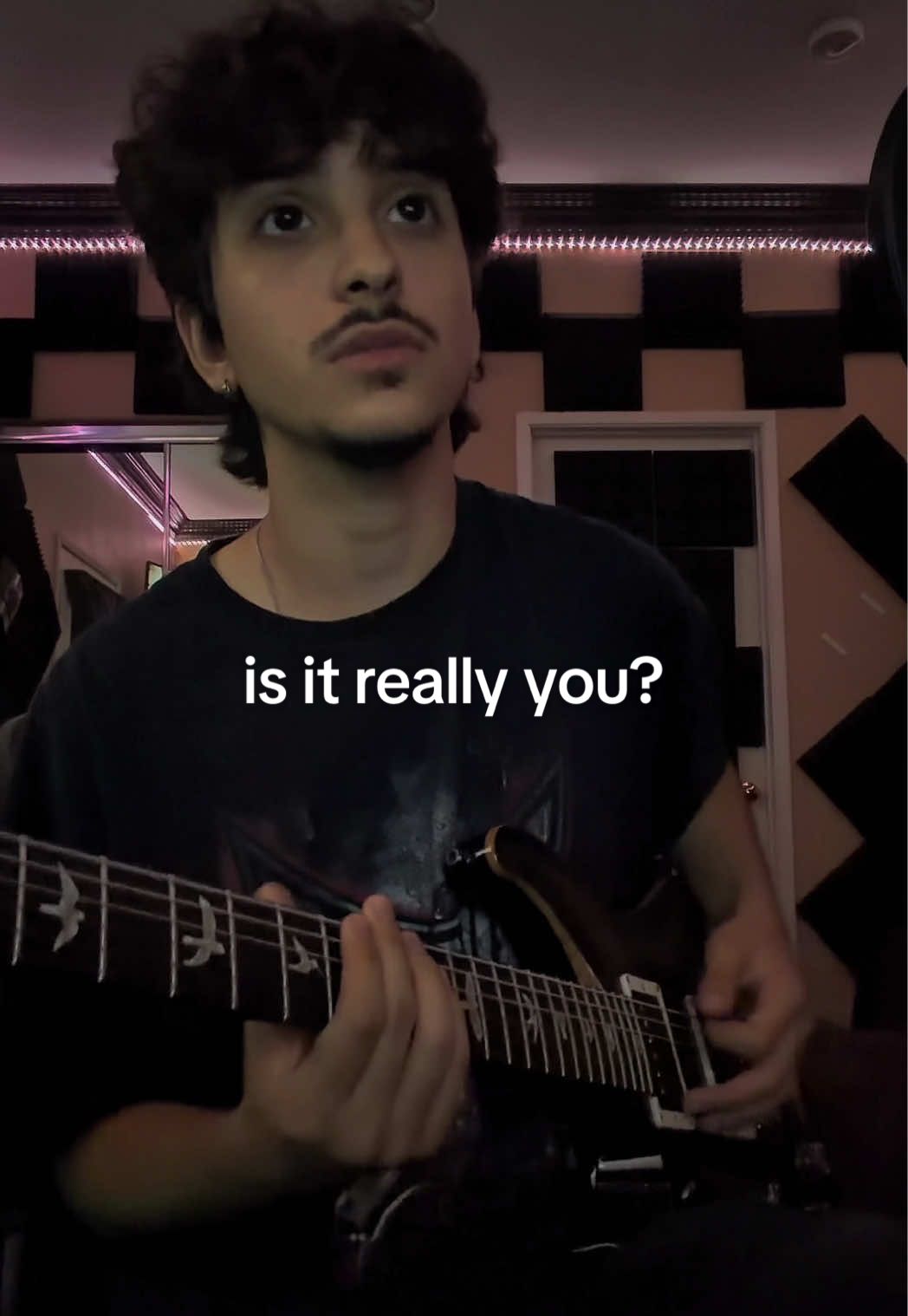 LETS SEARCH THE SKYYYYY #loathe #isitreallyyou #guitar #singing 