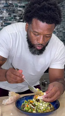 Welcome to 24 hour vegan episode 78 come cook with me.🔥🔥🔥 this is more than just the cooking demonstration. It truly is food for the soul,#Sol #Food #Demonstration #24HourVegan