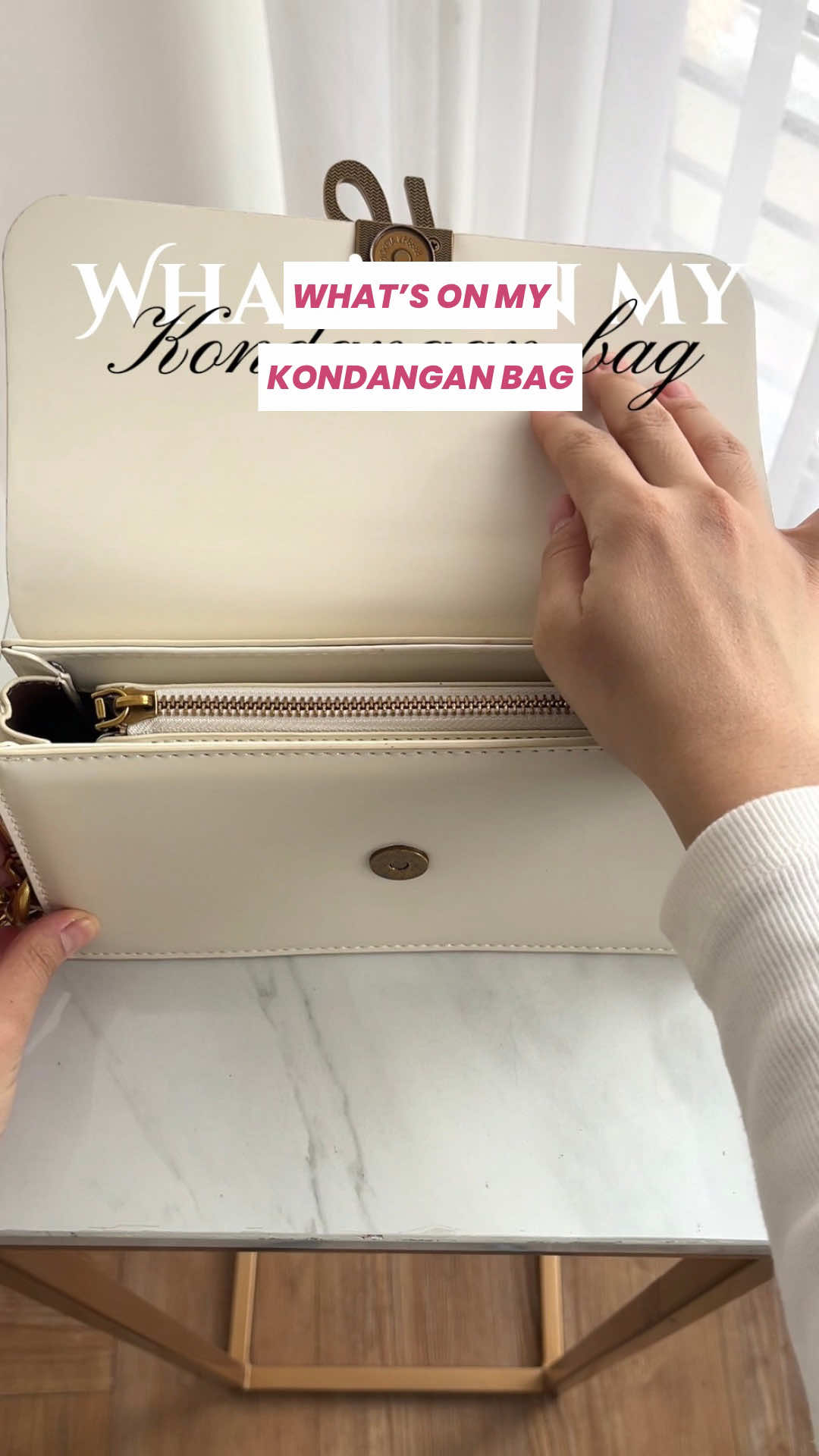 What’s on my kondangan bag✨ #JimsHoney #WIBGAJIAN #PromoGuncang1010 #GajianSale #taswanita 