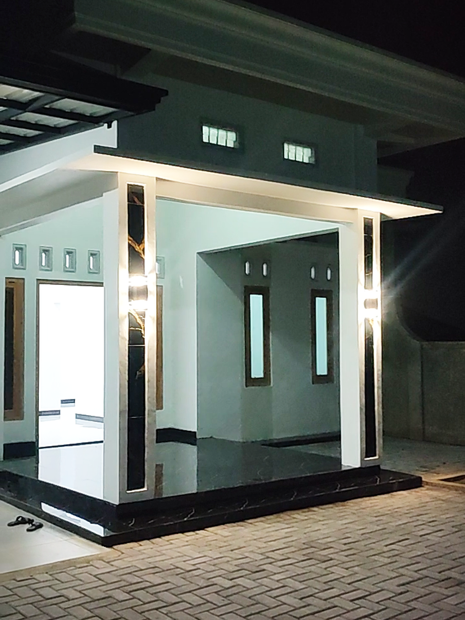 malam hari #rumahminimalis  #rumahidaman  #rumah  #rumahdesa  #rumahimpian 
