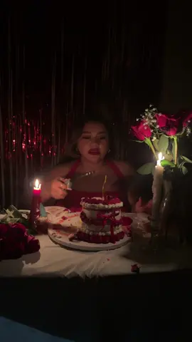 Feliz día mundial de la Pocha✨que C S M la cumpleañeraaaaa