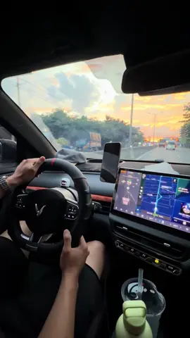 Chuyến đường dài trên chiếc xe yêu thích #vf6 #vinfast #viral #xuhuong 